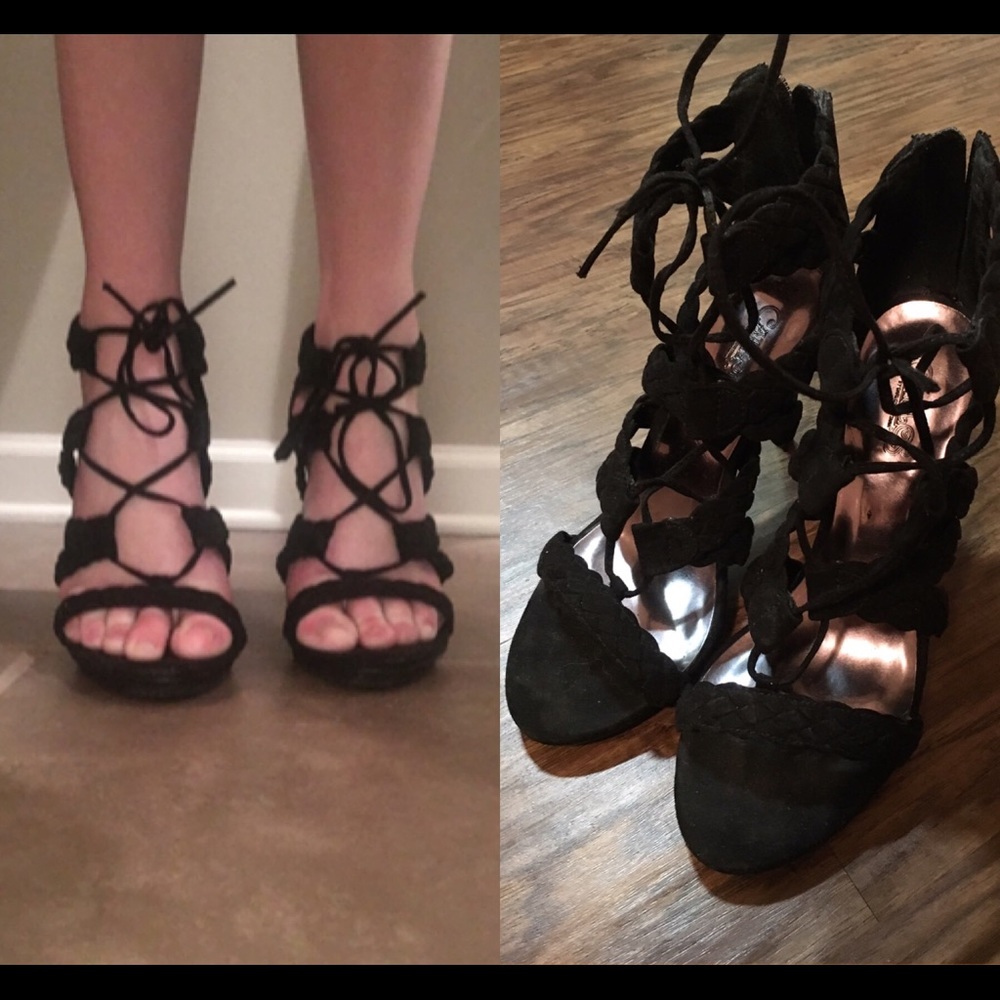 Lace up shoes